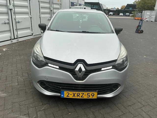 Renault clio personenauto (2-xrz-59) - afbeelding 12 van  37