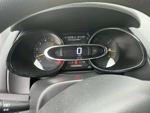 Renault clio personenauto (2-xrz-59) - afbeelding 24 van  37