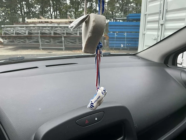 Renault clio personenauto (2-xrz-59) - afbeelding 29 van  37