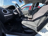 Renault clio sw phase ii 1.2i expression 75, 2012 - afbeelding 9 van  29