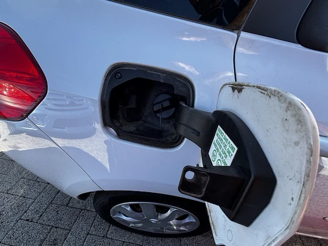 Renault clio sw phase ii 1.2i expression 75, 2012 - afbeelding 13 van  29