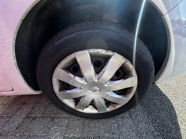Renault clio sw phase ii 1.2i expression 75, 2012 - afbeelding 18 van  29
