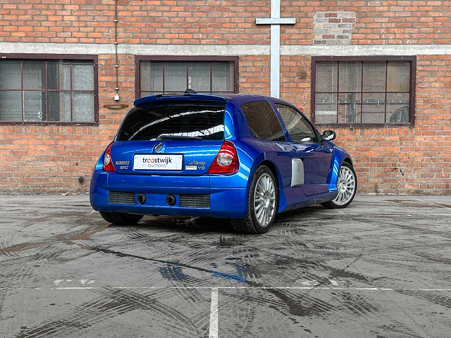 Renault clio v6 rs phase 2 255 renault sport 3.0 v6 255pk 2004, p-745-nn youngtimer - afbeelding 4 van  40