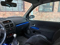 Renault clio v6 rs phase 2 255 renault sport 3.0 v6 255pk 2004, p-745-nn youngtimer - afbeelding 14 van  40