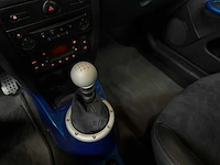Renault clio v6 rs phase 2 255 renault sport 3.0 v6 255pk 2004, p-745-nn youngtimer - afbeelding 21 van  40