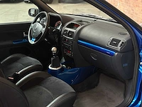 Renault clio v6 rs phase 2 255 renault sport 3.0 v6 255pk 2004, p-745-nn youngtimer - afbeelding 29 van  40