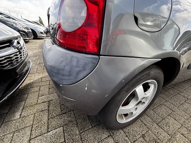 Renault clio,2002 - afbeelding 25 van  40