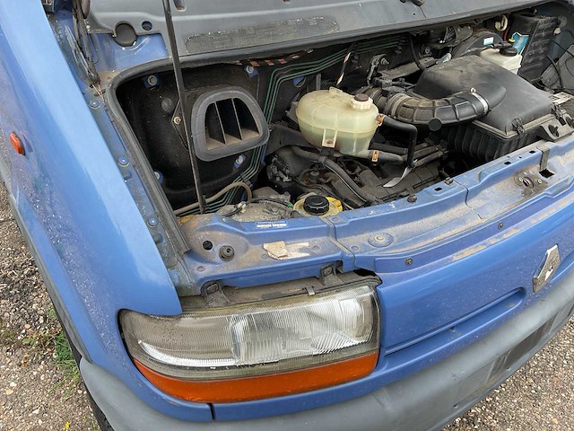 Renault dci 120 master bus personenauto - afbeelding 18 van  21