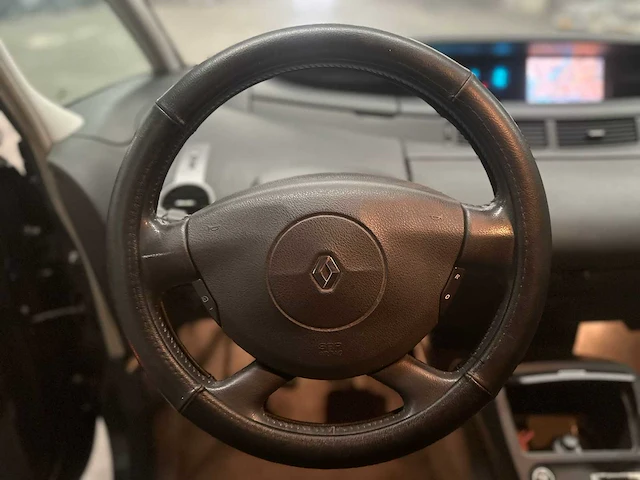 Renault espace 2.0 dci authentique; 39-jnj-1 - afbeelding 4 van  14