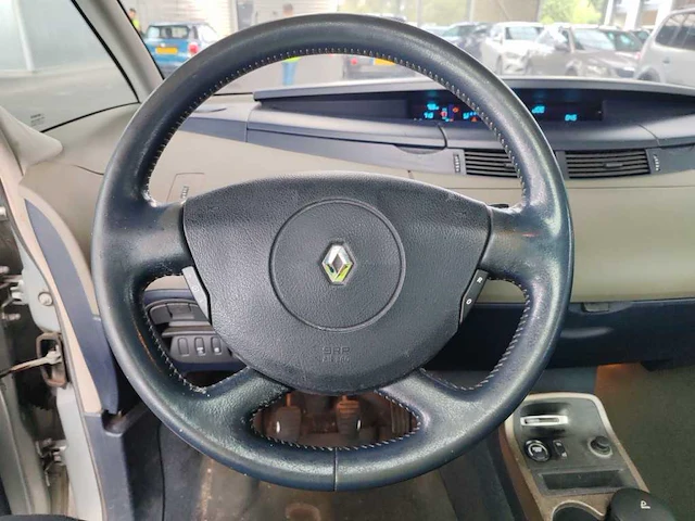Renault espace 2.0 t expression , 29-nn-jn - afbeelding 17 van  19