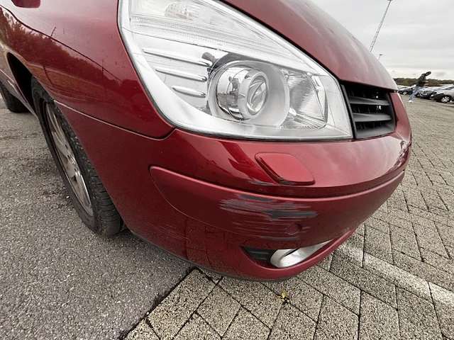 Renault espace iv phase ii espace 2.0 dci 25th fap 150 at, 2010 - afbeelding 17 van  31