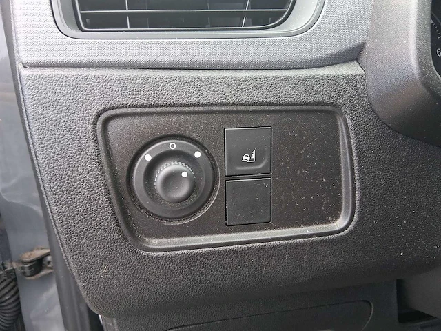 Renault express 1.5 dci 75 comfort | vnv-66-j - afbeelding 4 van  31