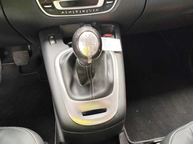 Renault grand scénic 1.2 tce bose , ; 4-kj-55 - afbeelding 3 van  17