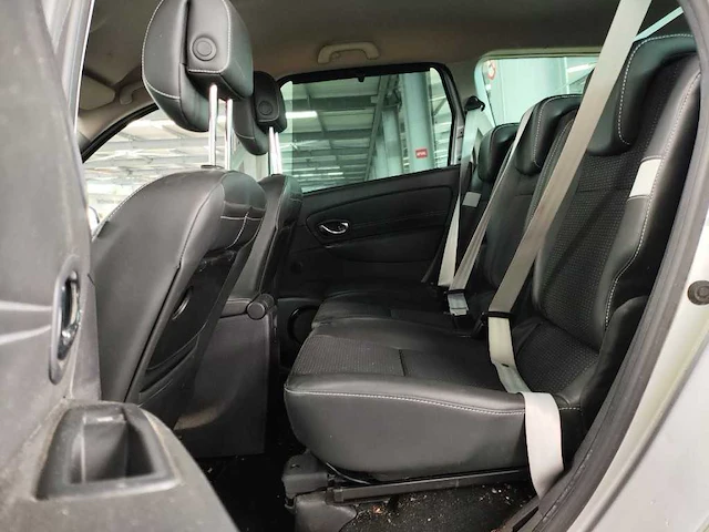 Renault grand scénic 1.2 tce bose , ; 4-kj-55 - afbeelding 14 van  17