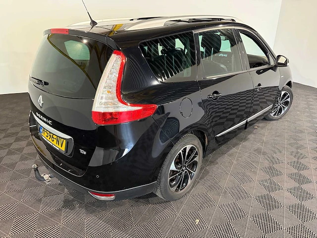 Renault grand scénic 1.2 tce bose, h-596-nv - afbeelding 10 van  14