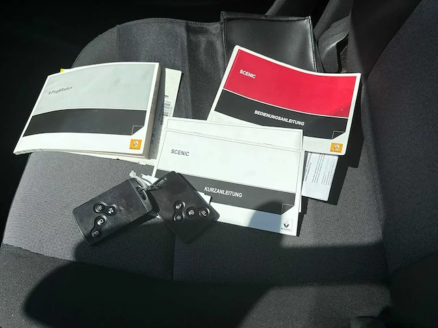 Renault grand scénic 1.2 tce bose , j-515-kv - afbeelding 25 van  31