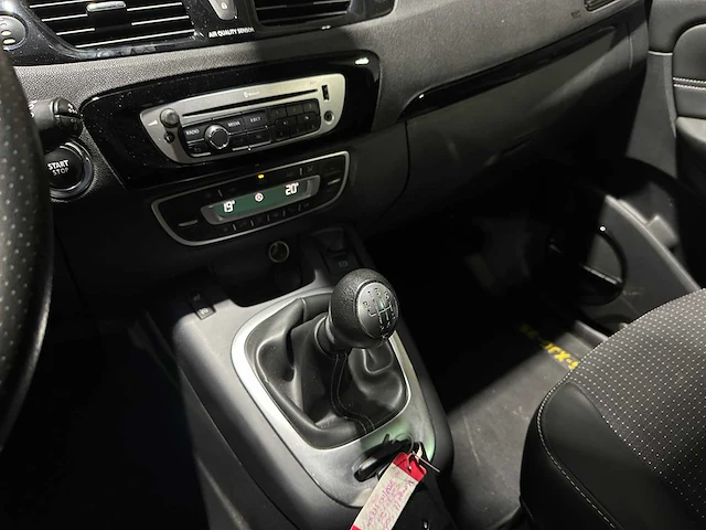 Renault grand scénic 1.2 tce privilege 7p 116pk 2013, 5-xjg-35 - afbeelding 19 van  40