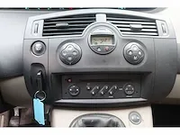 Renault grand scénic 1.6-16v dynam.comf, 23-tf-gx - afbeelding 2 van  15