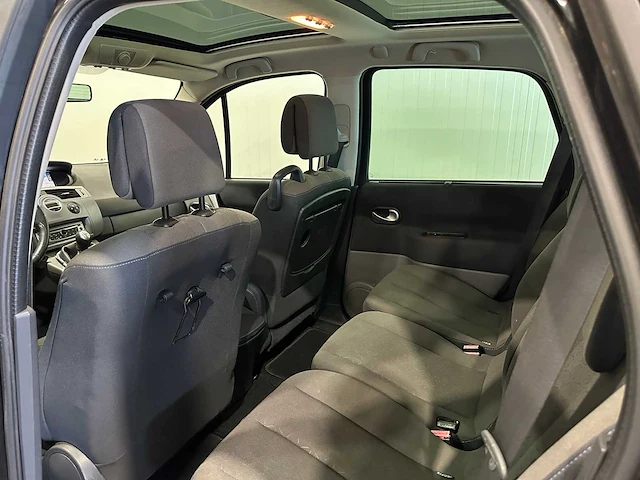 Renault grand scénic 2.0-16v business l. 45-hsb-5 - afbeelding 2 van  20