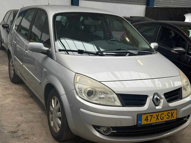 Renault grand scénic 2.0 16v tech line 7p, 47-xg-sk - afbeelding 4 van  17
