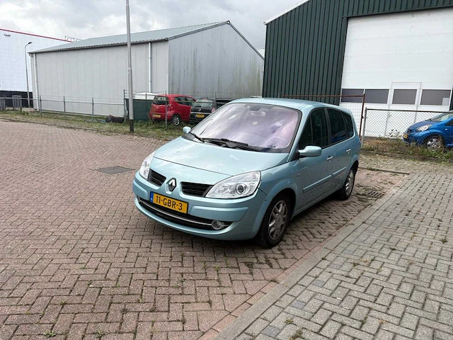 Renault grand scénic 2.0-16v tech line airco cruise, 11-gbr-3 - afbeelding 1 van  27