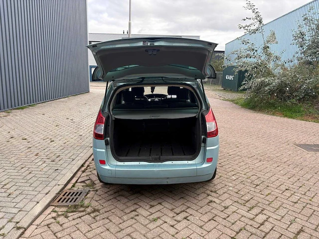 Renault grand scénic 2.0-16v tech line airco cruise, 11-gbr-3 - afbeelding 24 van  27