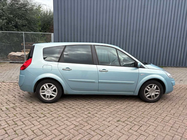 Renault grand scénic 2.0-16v tech line airco cruise, 11-gbr-3 - afbeelding 26 van  27