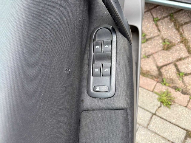 Renault grand scénic 2.0-16v tech line airco cruise, 11-gbr-3 - afbeelding 15 van  27