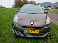 Renault grand scénic 2.0 dynamique, 46-rxp-3 - afbeelding 22 van  24