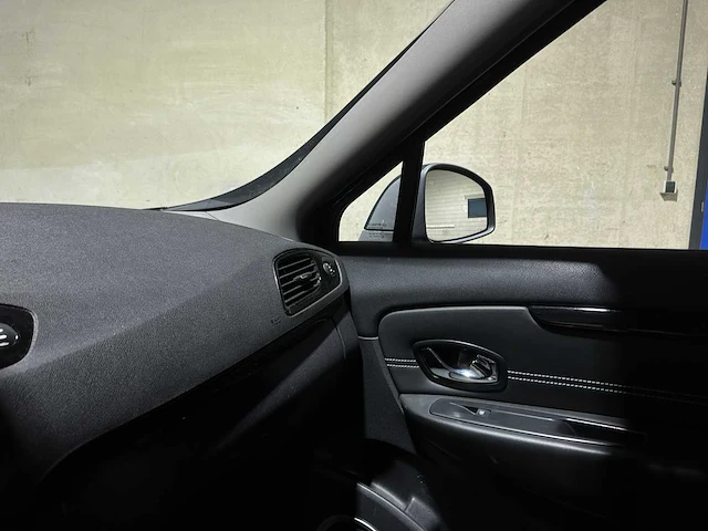 Renault grand scénic 2.0 privilege 140pk 2013, 41-zlg-9 - afbeelding 22 van  44