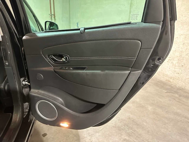 Renault grand scénic 2.0 privilege 140pk 2013, 41-zlg-9 - afbeelding 32 van  44
