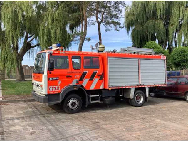Renault jn1e24 brandweerwagen - afbeelding 1 van  26