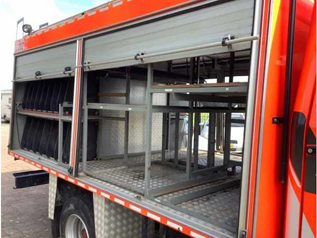 Renault jn1e24 brandweerwagen - afbeelding 19 van  26