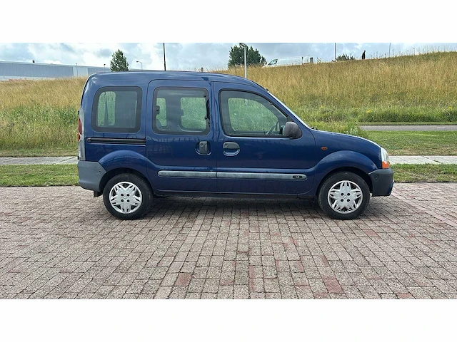Renault kangoo 1.4 privilège 2001 | 75-gx-pg - afbeelding 3 van  14
