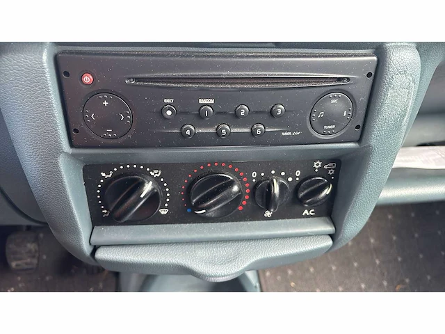 Renault kangoo 1.4 privilège 2001 | 75-gx-pg - afbeelding 7 van  14