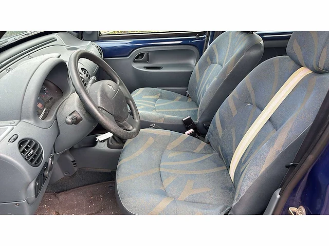 Renault kangoo 1.4 privilège 2001 | 75-gx-pg - afbeelding 9 van  14