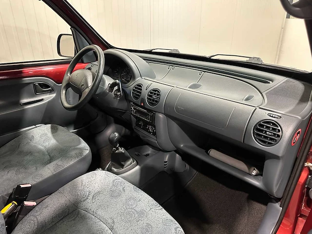Renault kangoo 1.4 rolstoelauto/invalideauto benzine rt 54-dh-jv - afbeelding 6 van  19