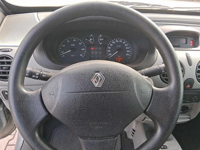 Renault kangoo 1.6-16v privilège car 2002 | 79-hx-hh - afbeelding 5 van  24