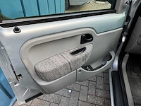 Renault kangoo 1.6-16v privilège invalide/rolstoel vervoer 4 personen 49-np-sf - afbeelding 8 van  31
