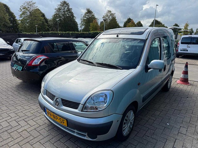 Renault kangoo 1.6-16v privilège invalide/rolstoel vervoer 4 personen 49-np-sf - afbeelding 1 van  31