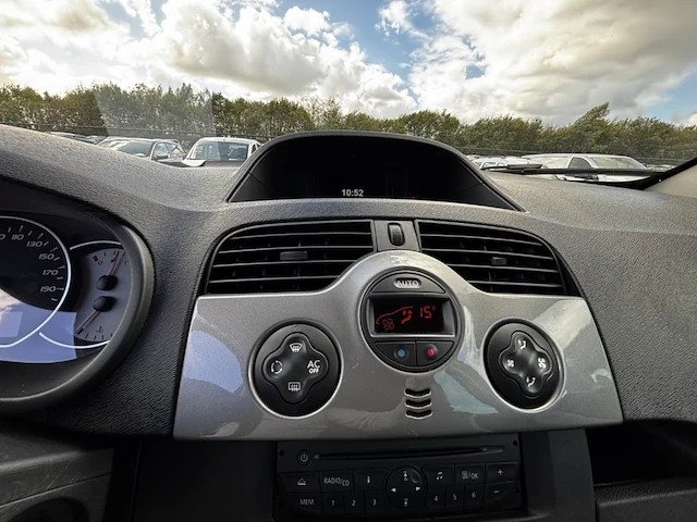 Renault kangoo 2plc 1 6i weekend,2013 - afbeelding 2 van  33
