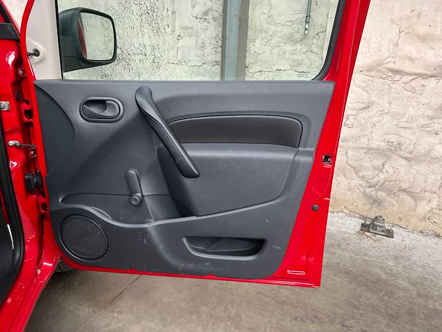 Renault kangoo express 1.5 dci 75 express compact 75pk 2012, 6-vtf-56 bedrijfswagen - afbeelding 24 van  34
