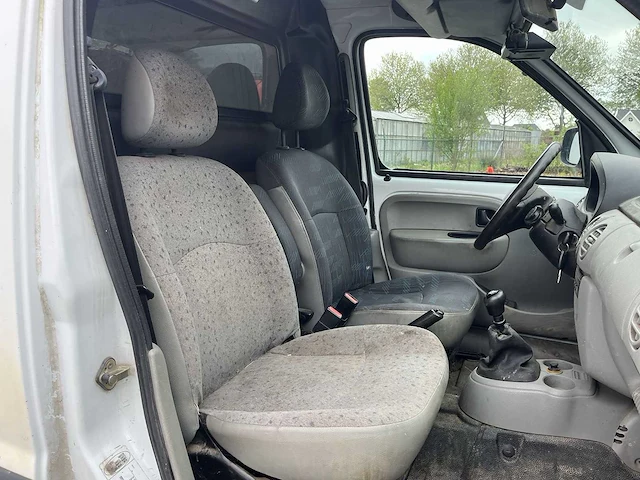 Renault kangoo express 4x4 1.9 dci 85 grand comfort van | 75-bv-hx - afbeelding 11 van  20