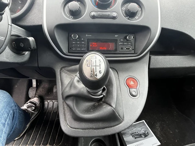 Renault kangoo zen tce 115, 2015 - afbeelding 3 van  36