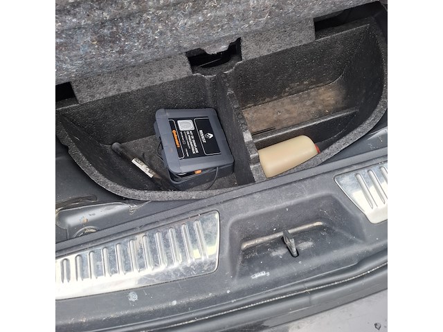 Renault, laguna 2.0 16v, zwart - afbeelding 30 van  46