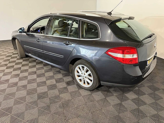 Renault laguna estate 2.0 16v dynamique, 24-zj-jr - afbeelding 11 van  18
