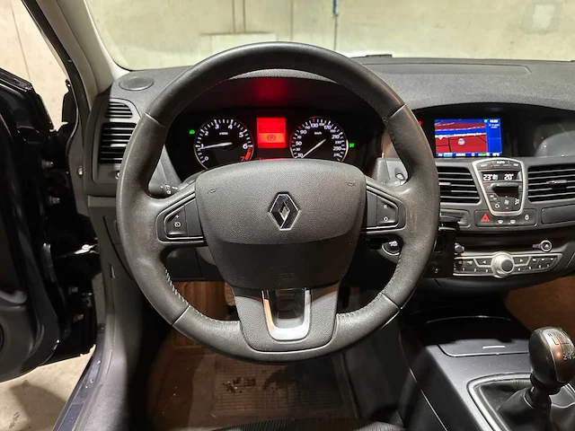 Renault laguna estate 2.0 dynamique 140pk 2010, 36-nkg-6 - afbeelding 11 van  41