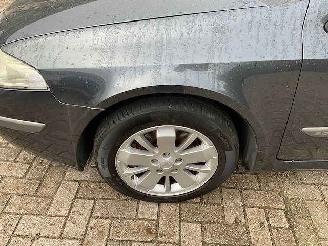 Renault laguna grand tour -automaat- 89-rd-gs - afbeelding 20 van  25