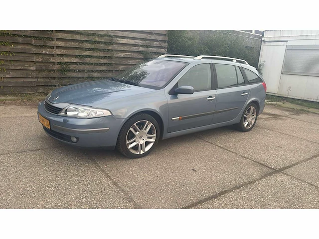 Renault laguna grand tour 2.0 16v privilège automaat, 33-nn-xd - afbeelding 1 van  8