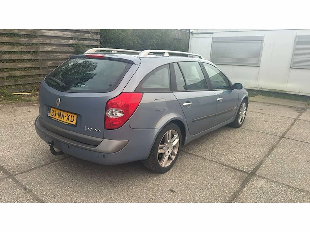 Renault laguna grand tour 2.0 16v privilège automaat, 33-nn-xd - afbeelding 2 van  8